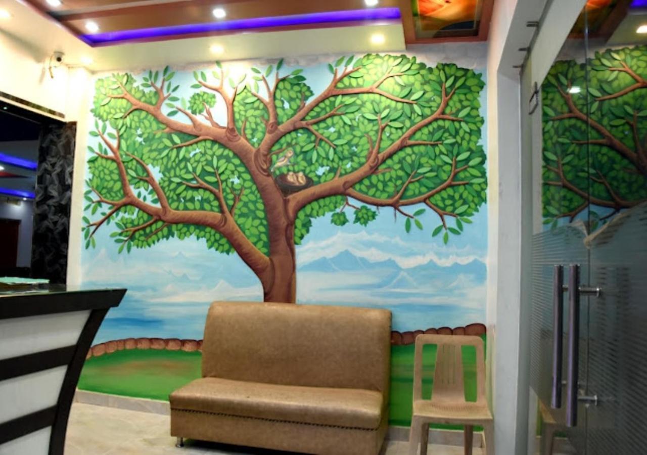 Hotel Roshan Varanasi Bagian luar foto